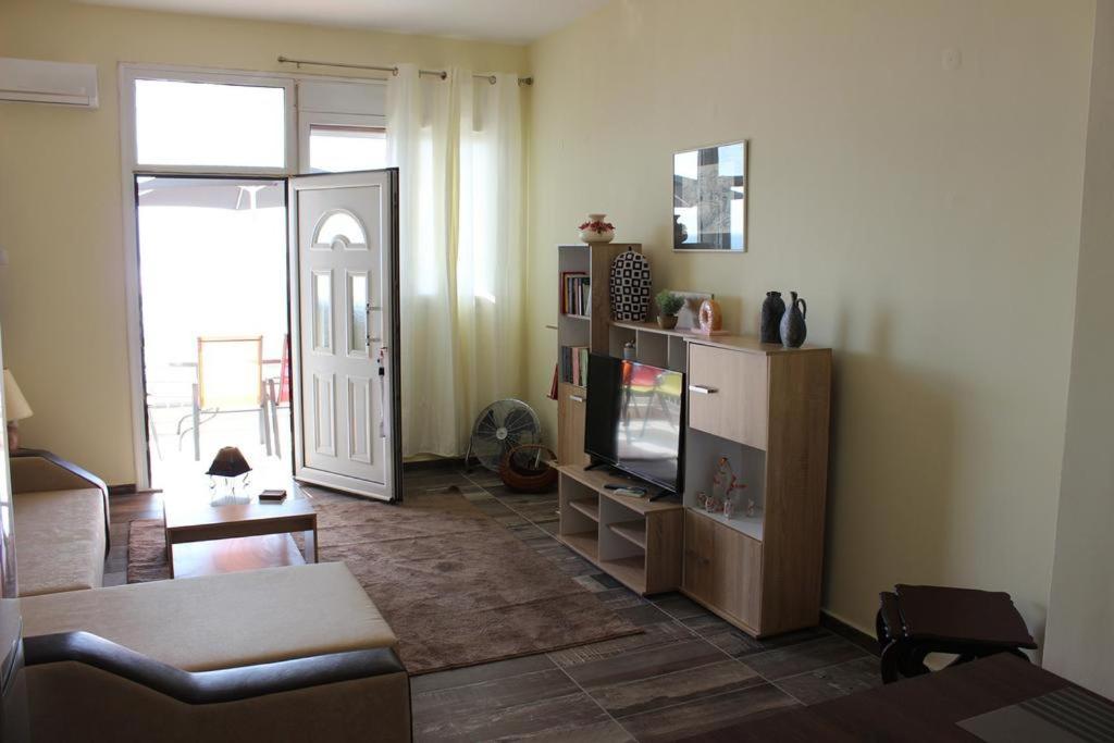 Globy Seaview Apartments Kavala Exterior photo